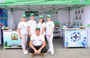 У мемориального комплекса «Курган Славы»